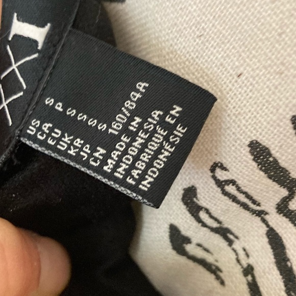 FOREVER 21 BLACK TIGHT ZIP UP DRESS - Picture 6 of 6